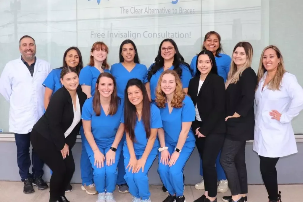 R+R Dental staff group photo